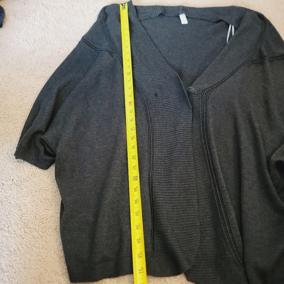 Lululemon Breeze Easy Wrap M/L - Picture 7 of 10